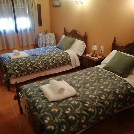 Cal Pons Bed & Breakfast Prades Room photo
