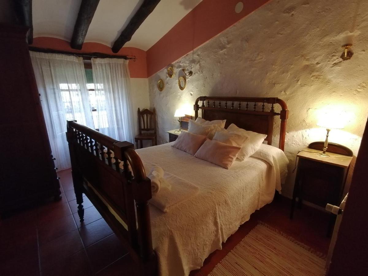 Cal Pons Bed & Breakfast Prades Exterior photo