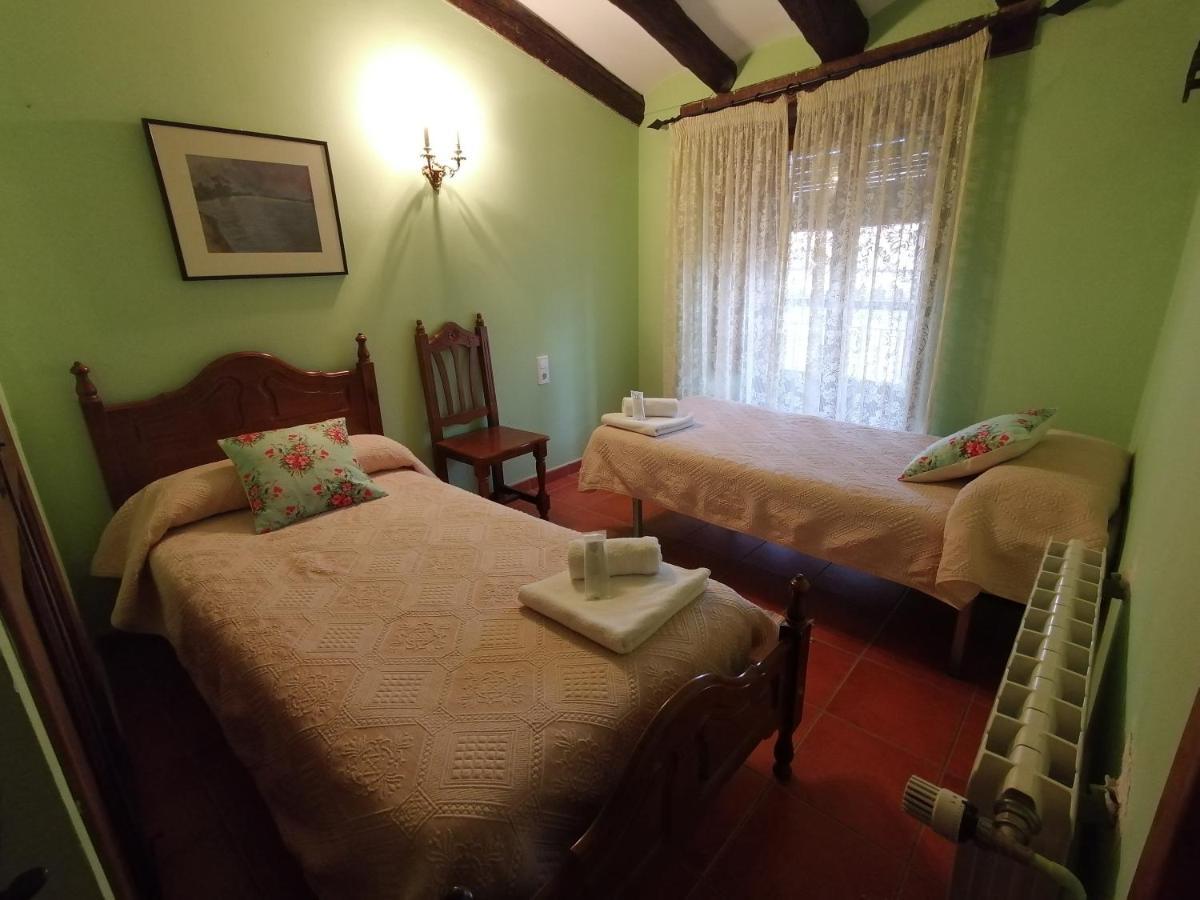 Cal Pons Bed & Breakfast Prades Exterior photo